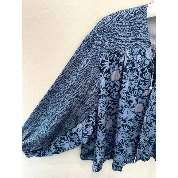 FREE PEOPLE | Boho Blue Floral Peasant Open Front Blouse Top | Medium - Picture 3 of 6